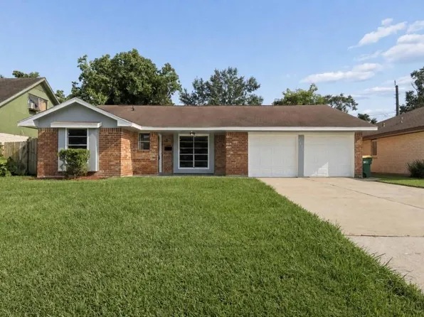 1853 El Mar Ln, Seabrook, TX 77586