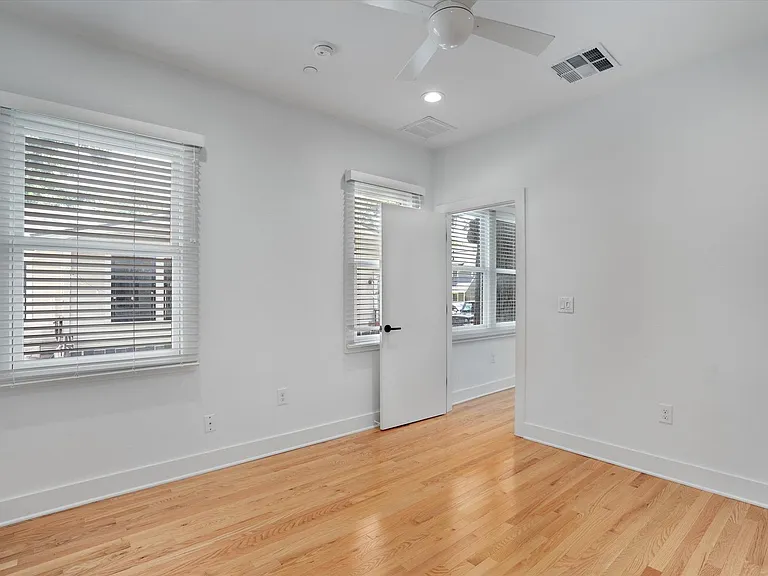 4004 Avenue C #A — Photo 14