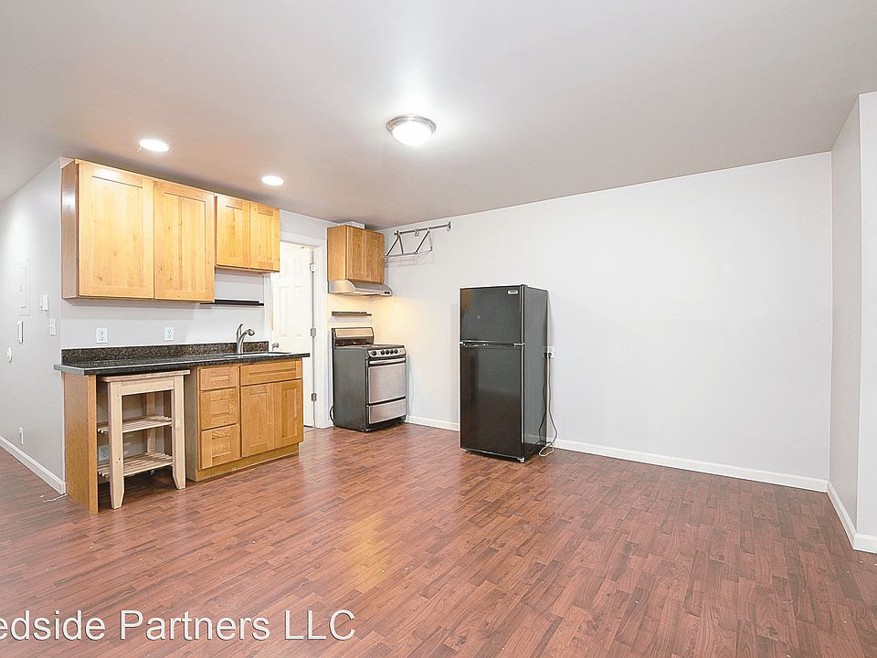 1st image of 2034 Minor Ave E #17409229