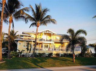342 Edwards Ln, Palm Beach Shores, FL 33404