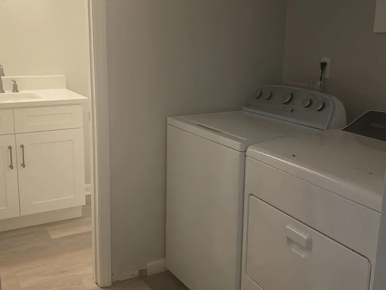 4500 Hollirose Pl — Photo 9