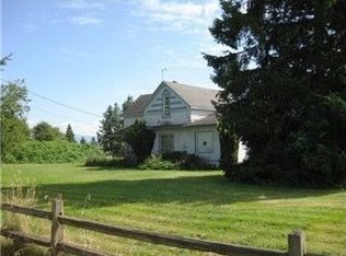 665 E Badger Rd, Lynden, WA 98264
