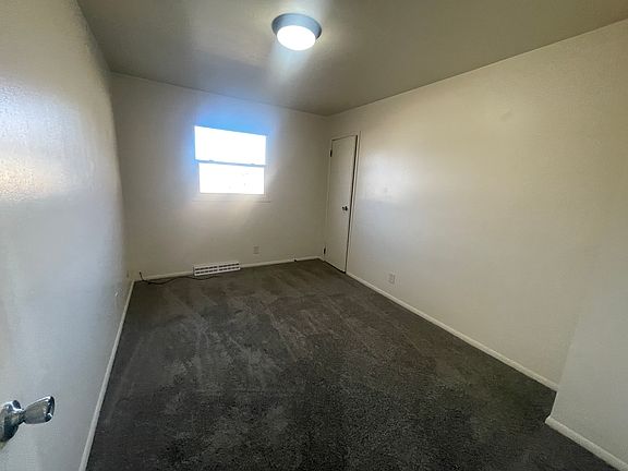 5th image of 3723 W Carmel Ave