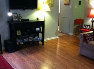 207 Walnut Hill Rd APT B14, West Chester, PA 19382