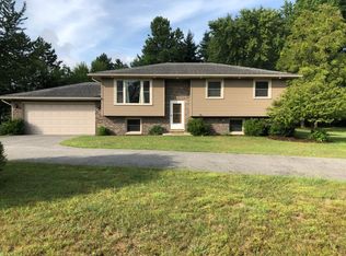 5479 E 1125 N, Demotte, IN 46310
