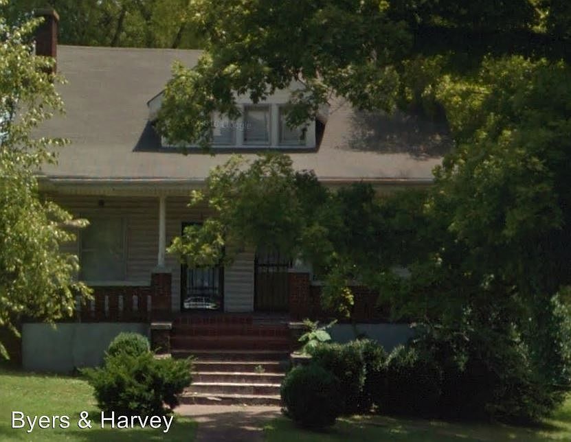 1st image of 455 N 2nd St APT 3