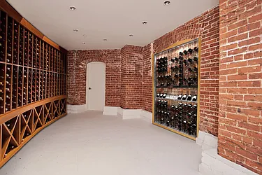 Sold by Manhattan Network Inc.