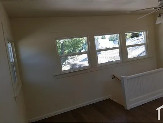 123 E 8th St — Photo 10