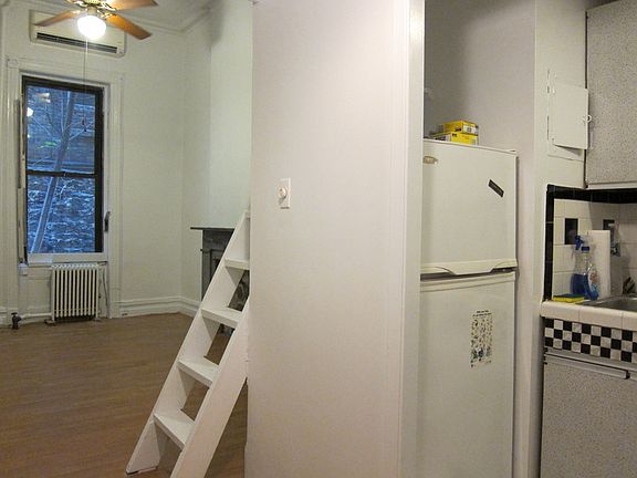 4th image of 752 9th Ave APT 1RS