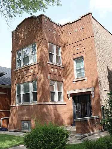 4104 W Nelson St #2 Photo 1