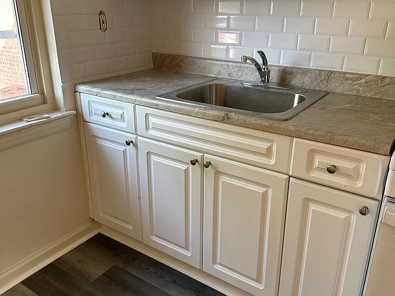 32 Depew St #32 — Photo 9