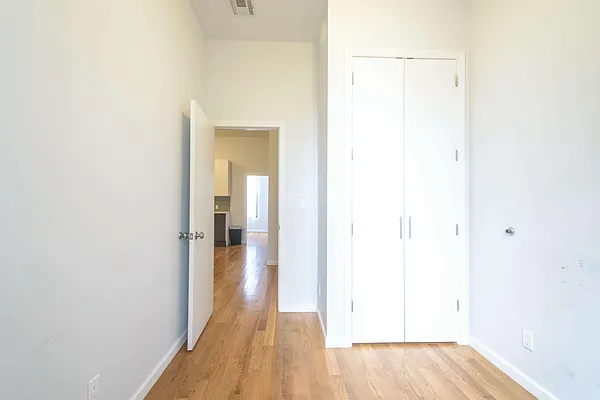 Rented by Urban Pads | media 38