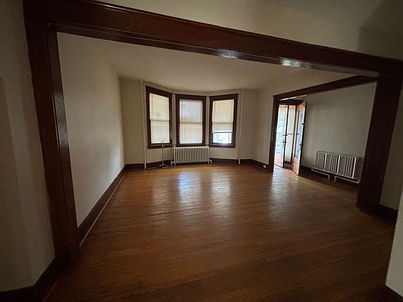 2nd image of 315 New Scotland Ave