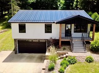 424 Garner Dr, Mogadore, OH 44260