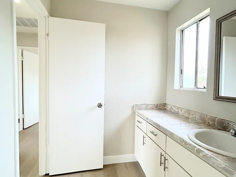 1603 Swarthout Ct — Photo 19