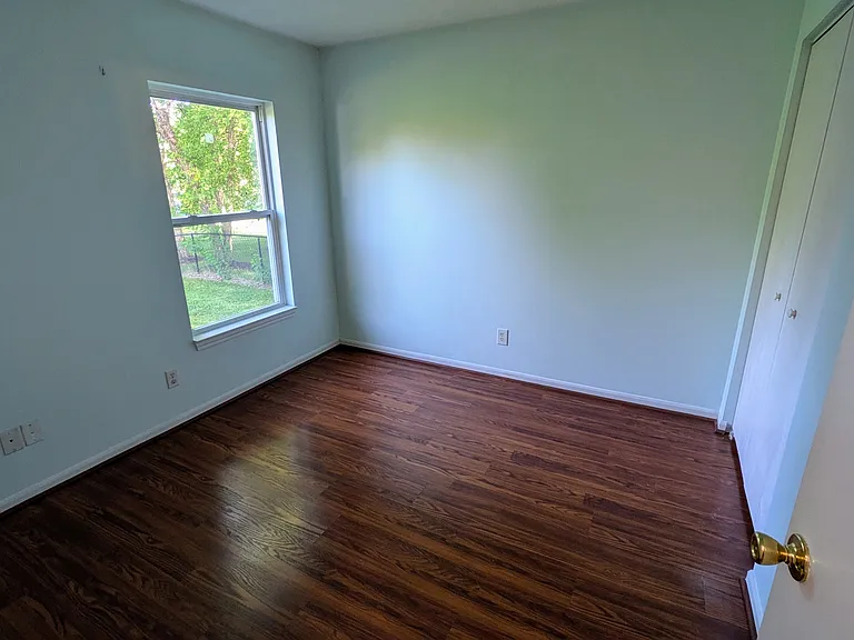 1065 Williamsburg Way — Photo 16