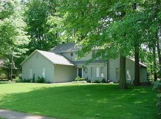 32361 Orchard Park Dr, Avon Lake, OH