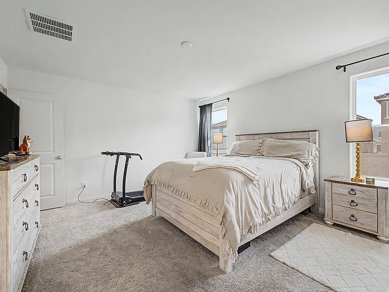 9963 Ravenswood Peak Ave — Photo 16