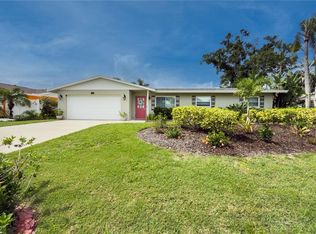 3326 Bougainvillea St, Sarasota, FL 34239