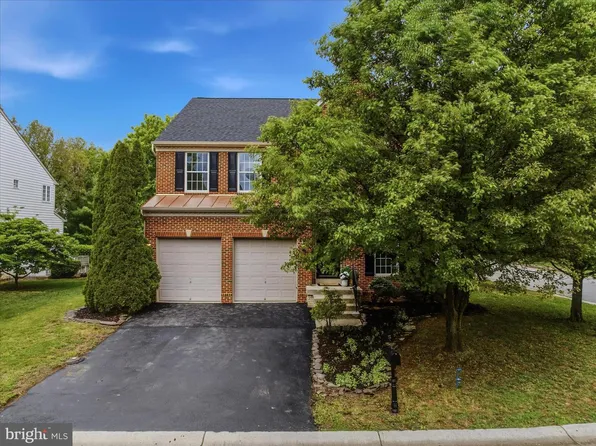463 Richwood Hall Rd, Kearneysville, WV 25430