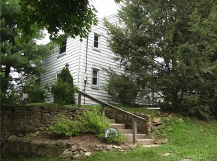 1321 New Jersey Ave, Hellertown, PA 18055