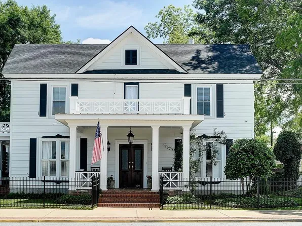 109 W Curtis St, Simpsonville, SC 29681