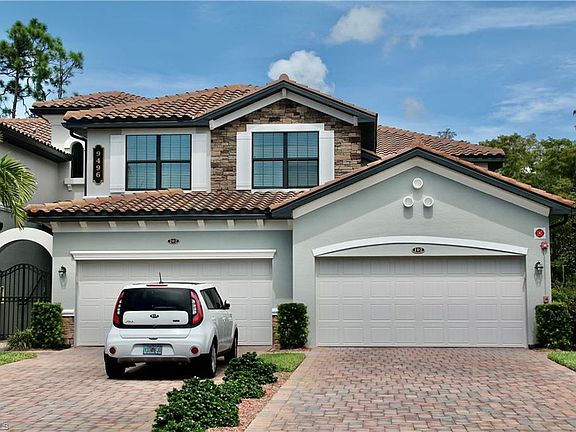 3rd image of 9496 CASORIA CT #202