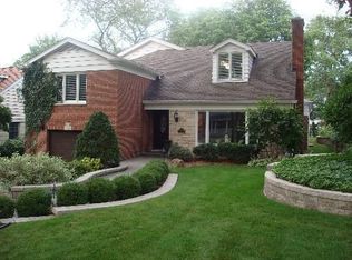 325 N Garfield St, Hinsdale, IL