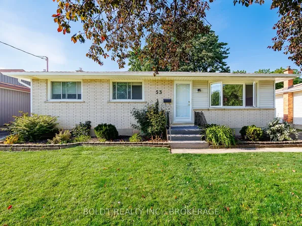 53 Huntley Cres, Saint Catharines, ON L2M 6E5