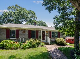 39 Spruce Dr, Bourne, MA 02532