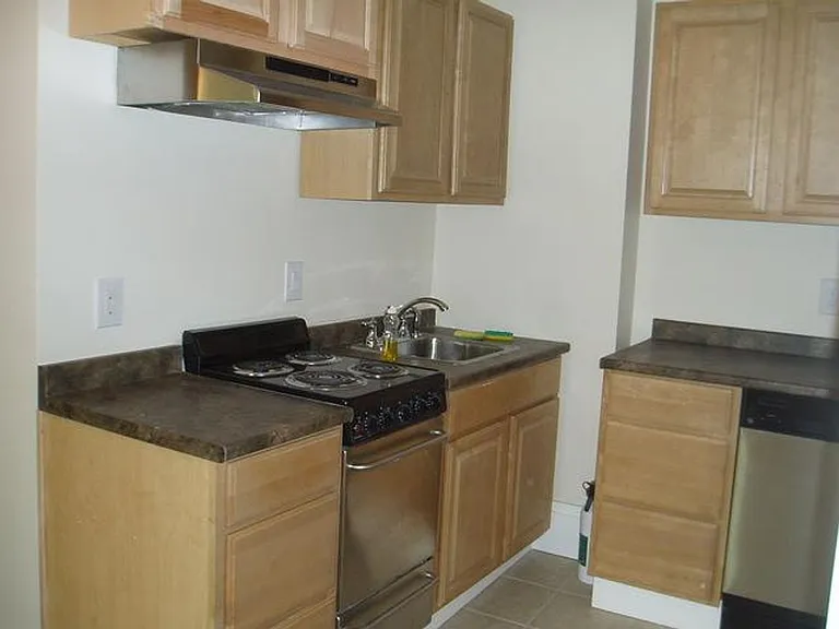 19 Aberdeen St #5C — Photo 5