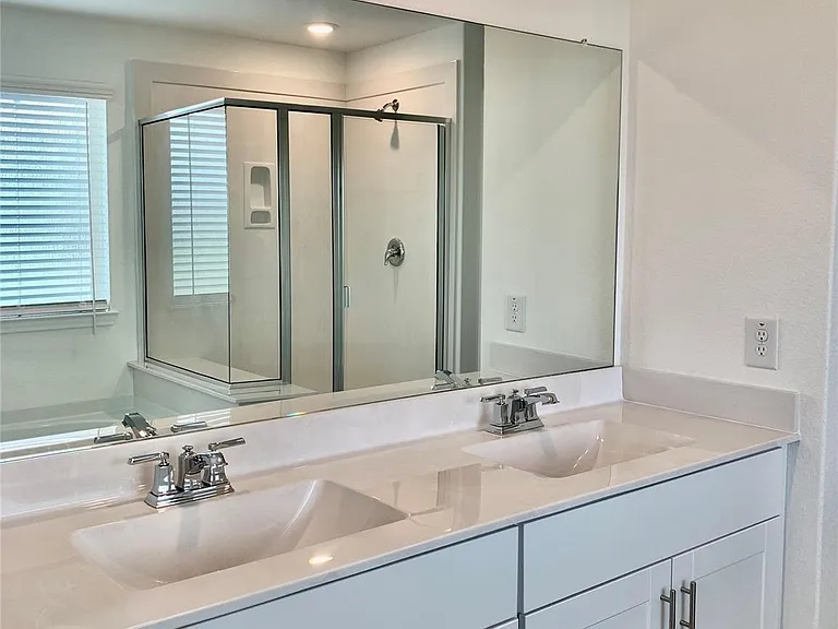 1024 Greenshank Dr — Photo 16