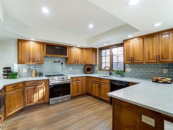 5th image of 2595 Vienna Estates Dr