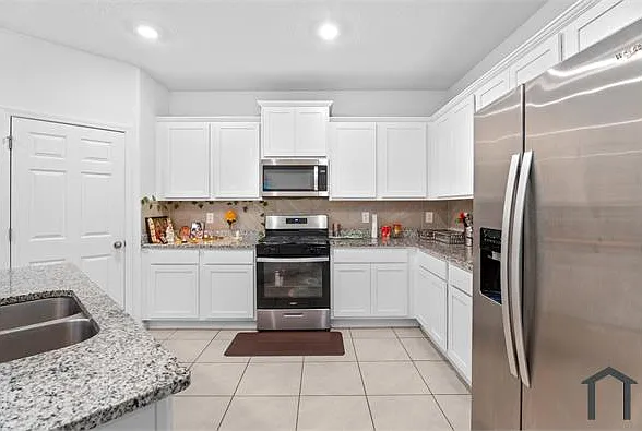 27 Coastline Way — Photo 6