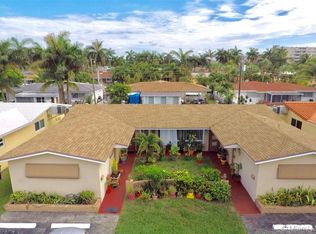 1107 NE 2nd Ct, Hallandale Beach, FL 33009