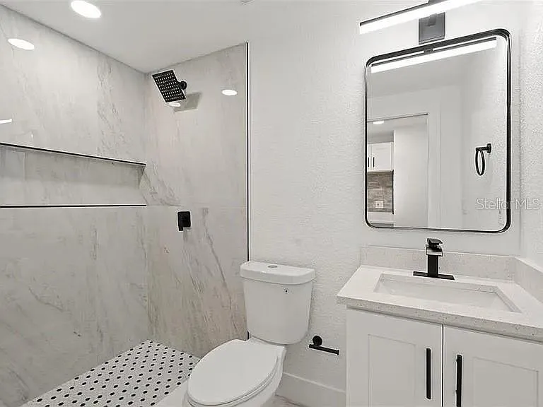 1 bed, 1.0 bath, 240 sqft, $980 — Photo 3