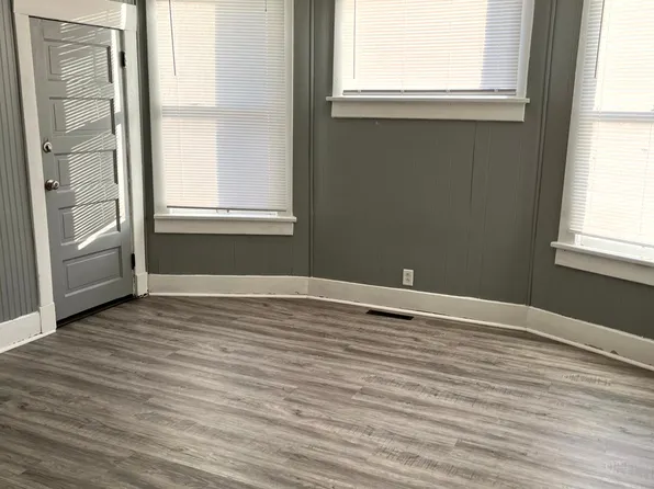 124 E Prescott Ave, Salina, KS