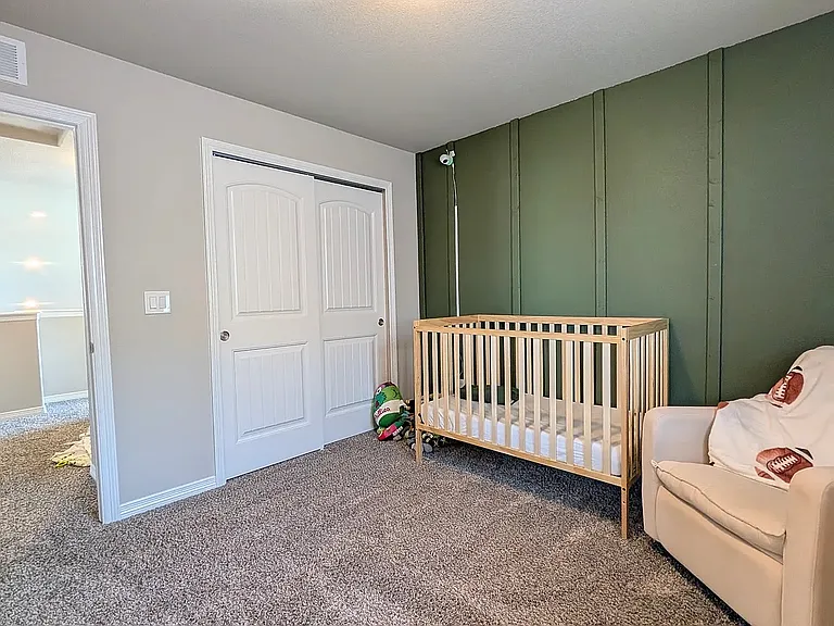 6452 Vedder Dr — Photo 15