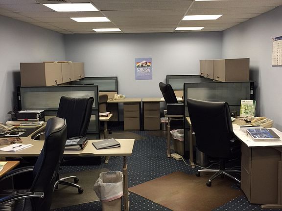 5th image of 9673 Main Street #Unit C-d
