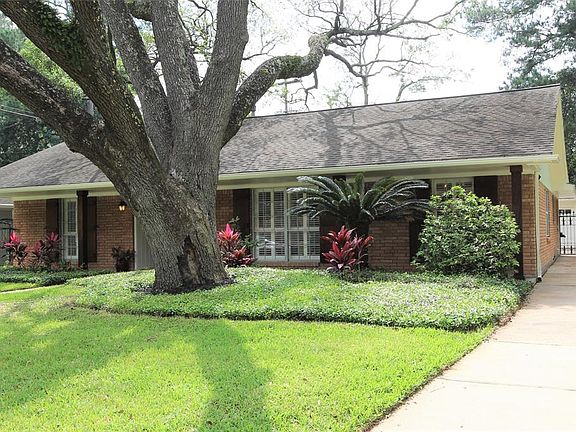 4th image of 427 Azaleadell Dr