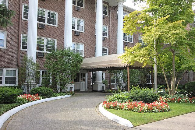 1st image of 1025 Randolph St APT 304
