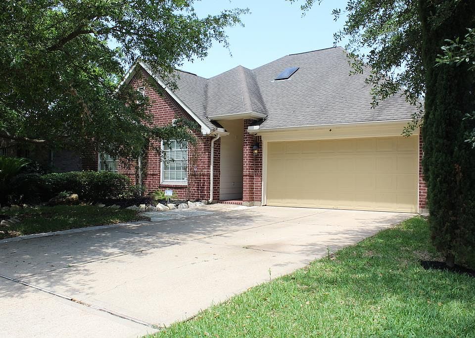 1st image of 18330 Farriswood Ct