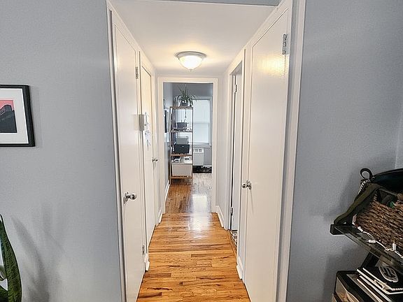 5th image of 2104-24 W Foster Ave #2110-2S