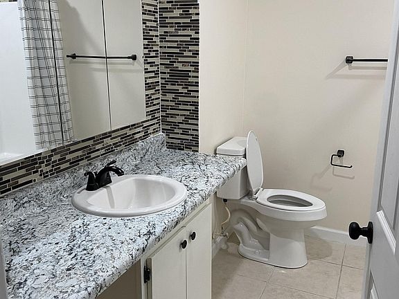 5th image of 1 Meadow Run Cir APT A