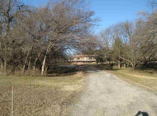 1643 SW Arapaho Rd, Towanda, KS 67144