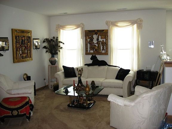 4th image of 530 Richard Brown Blvd