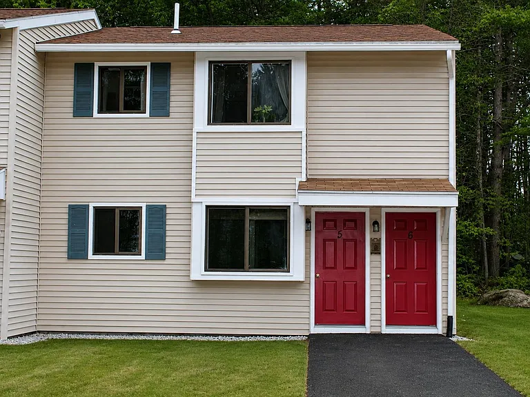 29 Center Rd — Photo 2