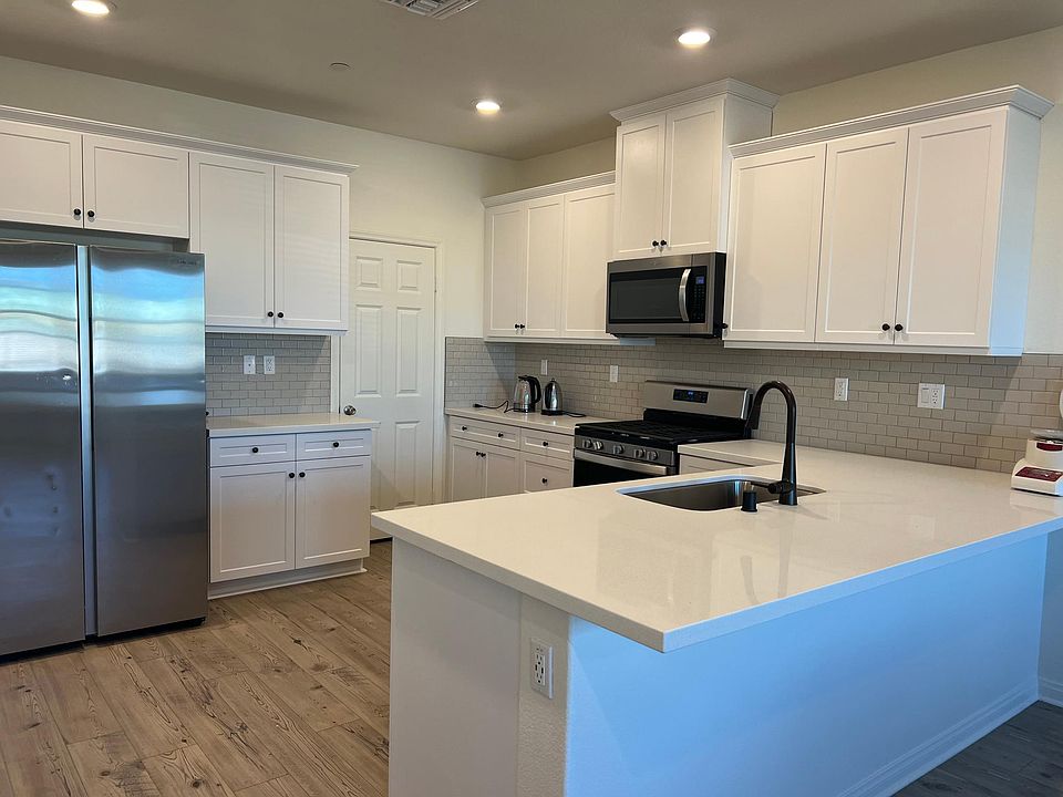 1st image of 4113 E Coronado Privado