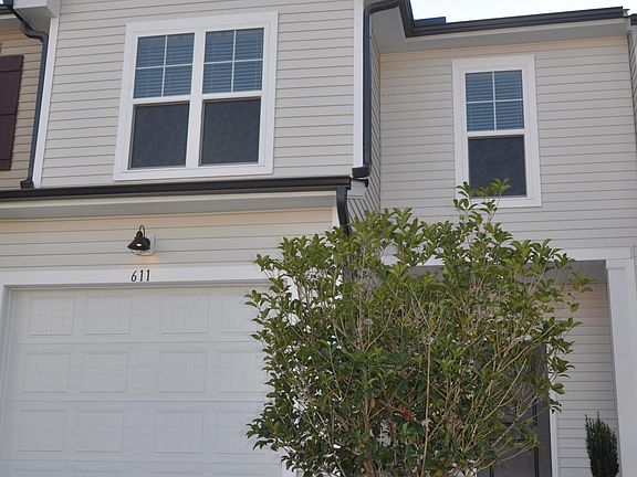 2nd image of 611 Bucknell Way