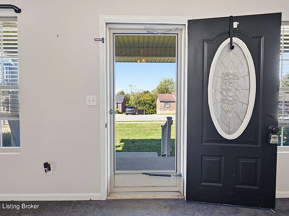 5th image of 123 Kenton Dr